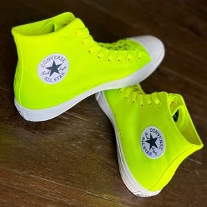 Converse Chuck Taylor All Star II Hi
Top Sneakers Mens 9